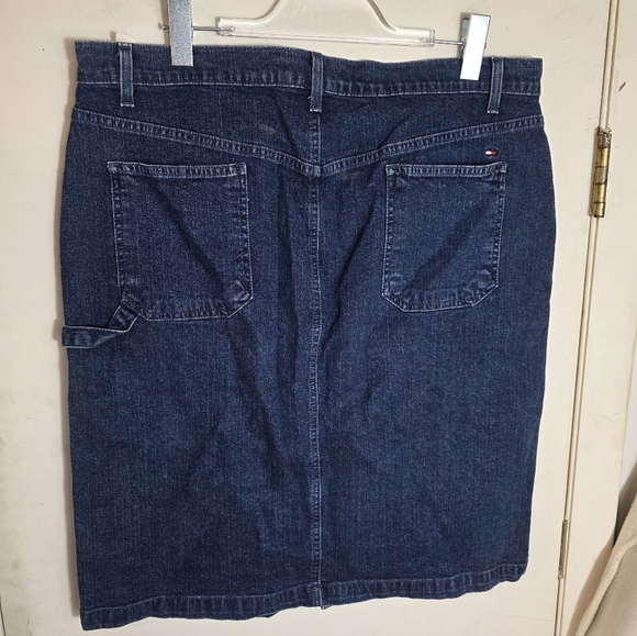 Tommy Hilfiger Blue Denim Jean Skirt Size 16 - Picture 2 of 10